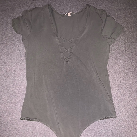 Express short sleeve body suit - Picture 1 of 1